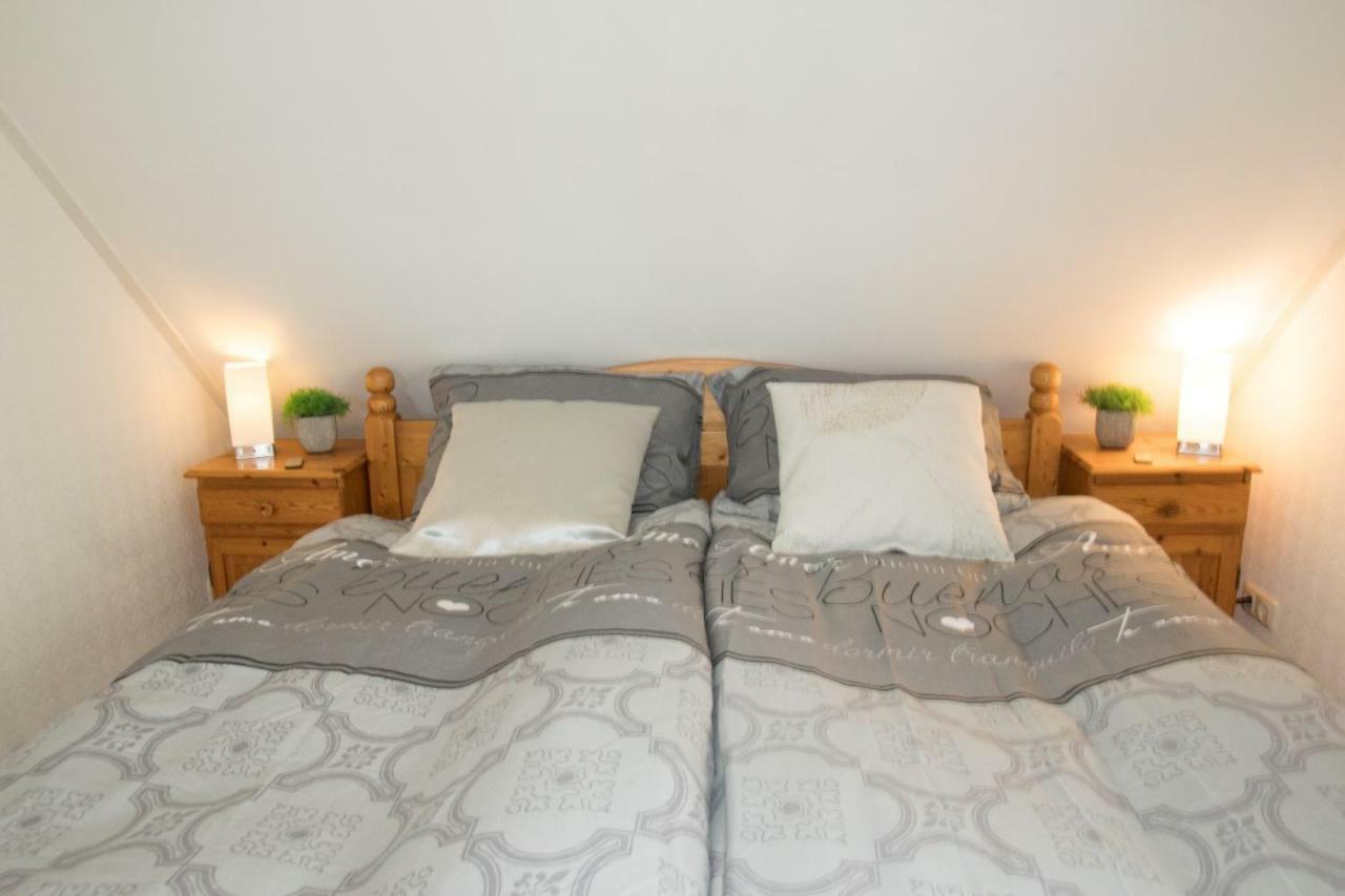 Bed En Breakfast Uitrust Lauwerzijl Ngoại thất bức ảnh